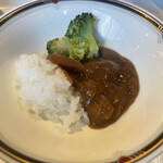 サンテミリオン - 1口食べてみたいカレー　普通だった