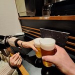 四季彩ダイニング　春 - 生ビールでカンパ～イ♬ このビール、フルーティでとっても美味しい♬ もしかしてサッポロの白穂乃香？