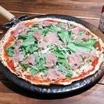 Gohan To Osake -Mare- - 生ハムとバジルのピザ