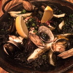 ラクッチーナ ペペ - イカスミパエリア