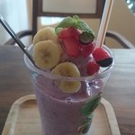 22658887 - ベリーベリーバナナスムージー