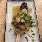 焼き鳥のヒナタ - 極粗挽きつくね大串(おろしポン酢)