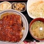 名古屋名物 みそかつ 矢場とん - 