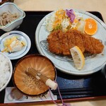 Yonezawaya - ロースとんかつ定食¥1,430