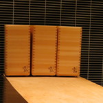 日本料理 晴山 - 大きなマスではなく、ワインクーラーだそうです！