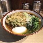 そばの神田東一屋 - アサソバビンボー！　
      朝そば＋小柱かき揚げ！