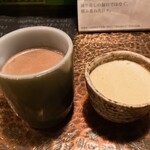 タイニーカフェ - ホットココア、プリン