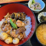 Torikan - 炭火焼鶏丼@900円