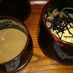 Hanase Soba Kachikuan - 器を開けたところ