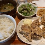 Shigematsu - 鶏のからあげ定食850円