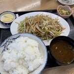 ちかちゃん - 野菜炒め定食　¥825(税込)