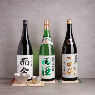 In addition to seasonal sake and shochu, we also have wines that go well with them.