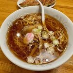 226601157 - ラーメン　750円　+　大盛50円