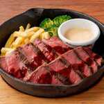Kuroge Wagyu beef thigh Steak ~cheese sauce~