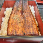 Unagi No Naruse - ふんわり蒸されて、カリッと焼き上げられています