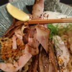 自家製手もみ麺 鈴ノ木 - チャーシューは数種類