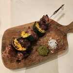 パスタキッチン ヒロ - 和牛の大串とズッキーニ