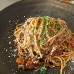 ビストロ ツミキ - ボロネーゼ 1300円。