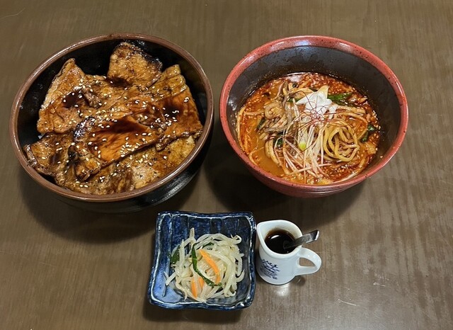 ぶた丼大手門 4条通店 - 旭川四条（豚丼）の写真