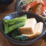 イズミ食堂 - 厚揚げと小松菜の煮物