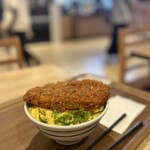 豚肉料理 ぼたん - 