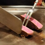 銀座鉄板焼き 肉一凛宮 - 焼き色が綺麗