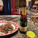 銀座鉄板焼き 肉一凛宮 - ペアリング　モエ エ シャンドン ブリュット アンペリアル