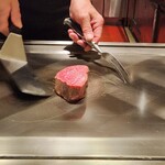 銀座鉄板焼き 肉一凛宮 - 低温調理でじっくりと