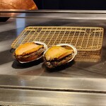 銀座鉄板焼き 肉一凛宮 - 天然の活江曽島鮑