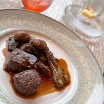 ベージュ アラン・デュカス 東京 - 