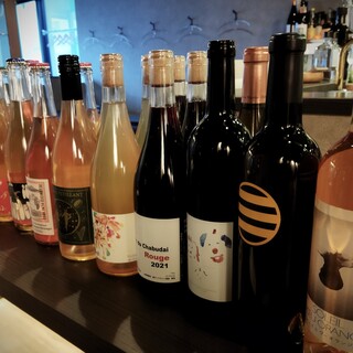 日本酒・オレンジワインが豊富、ペアリングもお楽しみください