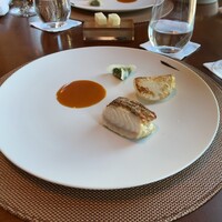 ピエール - スズキのポワレとカブのロティ