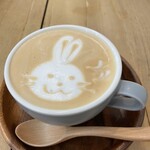 JULES VERNE COFFEE - うさぎのラテアート