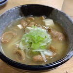 とん八 - もつ煮込み 380円(税込)(2023年11月28日撮影)