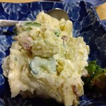 とん八 - ポテトサラダ　400円(税込)(2023年11月28日撮影)