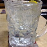 とん八 - 酎ハイ 350円(税込)(2023年11月28日撮影)