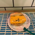 スタンド4坪らばー - トリュフ塩パンにチェダーチーズ卵焼き