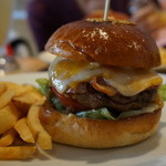 チンズバーガーマーケット - TIN'Sバーガー