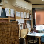 針中野 炉ばた 時代屋 - 店内を奥から撮影。