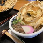 久兵衛 - 肉ごぼう天うどん¥900