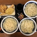 丸亀製麺 - 1日なのでやはり釜揚げうどんをオーダー