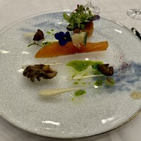 ザ・フジヤ - 鱒のディルマリネとタルタル 根セロリと洋梨のレムラード添え