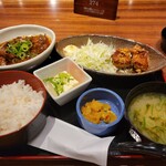 鍛冶屋文蔵 - もつ煮込み＆鶏もつ煮込み＆鶏の唐揚げ定食唐揚げ定食