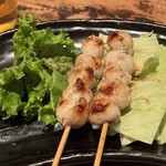 法善寺横丁 やき然 - 「イカの口」 コリコリッとしたイカ風味の軟骨みたいな不思議かつ、お酒のススムアイテムb(ˊᗜˋ*)❑””