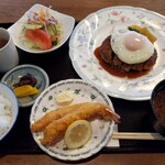 Kicchin Kuma - ハンバーグ＆エビフライ定食(ライス半分)