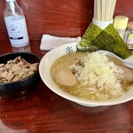 楽観 - 特製パール（サービス券利用） チャーシュー丼350円 玉ねぎ増し150円