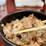 楽観 - チャーシュー丼リフト