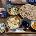 Momotei - 昼そば定食