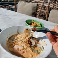 COLONIAL BEACH 横浜ハンマーヘッド - 