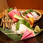 UMAMI日本酒弐番館 - 本マグロ、カンパチ、水蛸